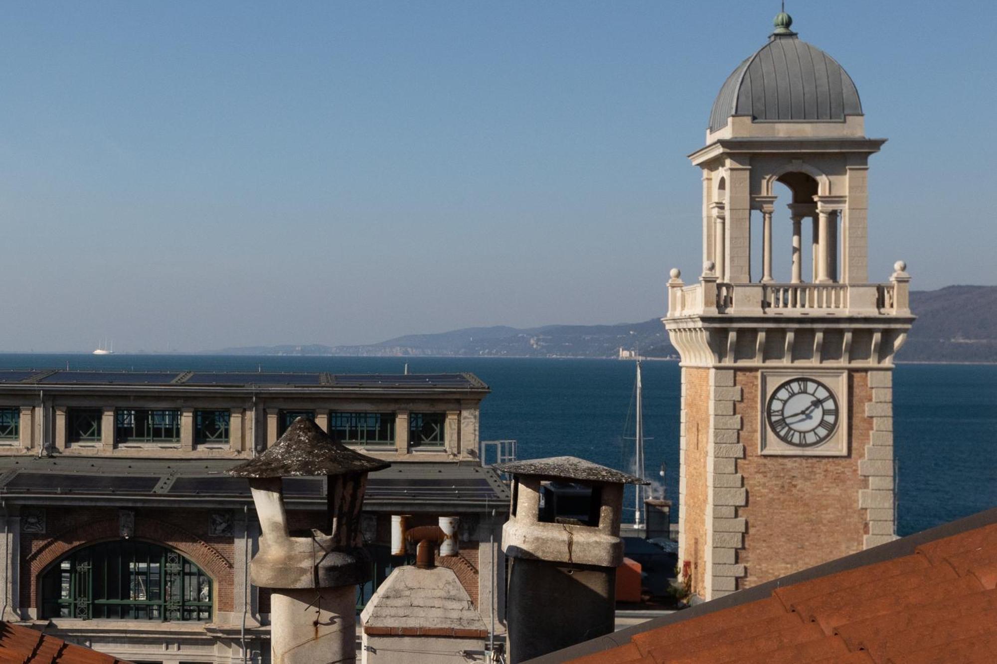 Mansarda Piazza Venezia Daire Trieste Dış mekan fotoğraf